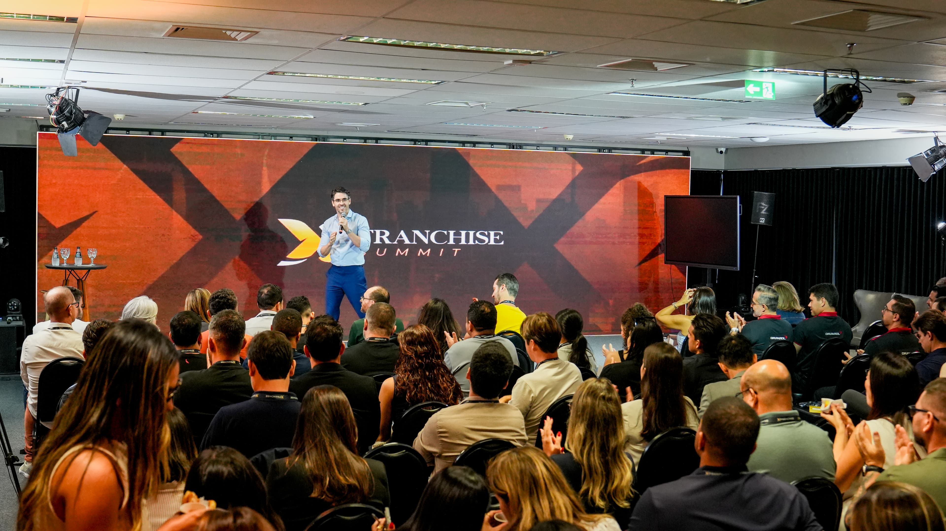 Treinamento de liderança e gestão de times na Escola do Franchising